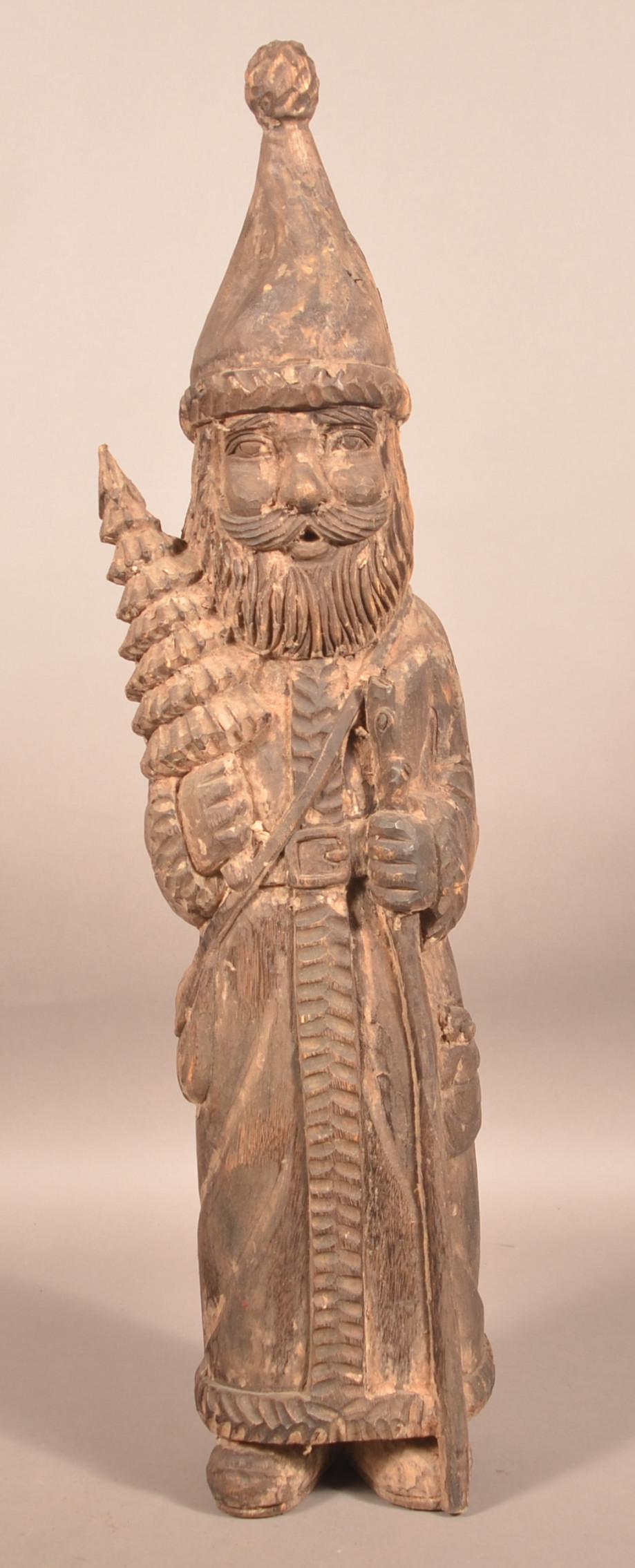 Vintage Carved Hardwood Santa Claus Figure. (1 of 4)
