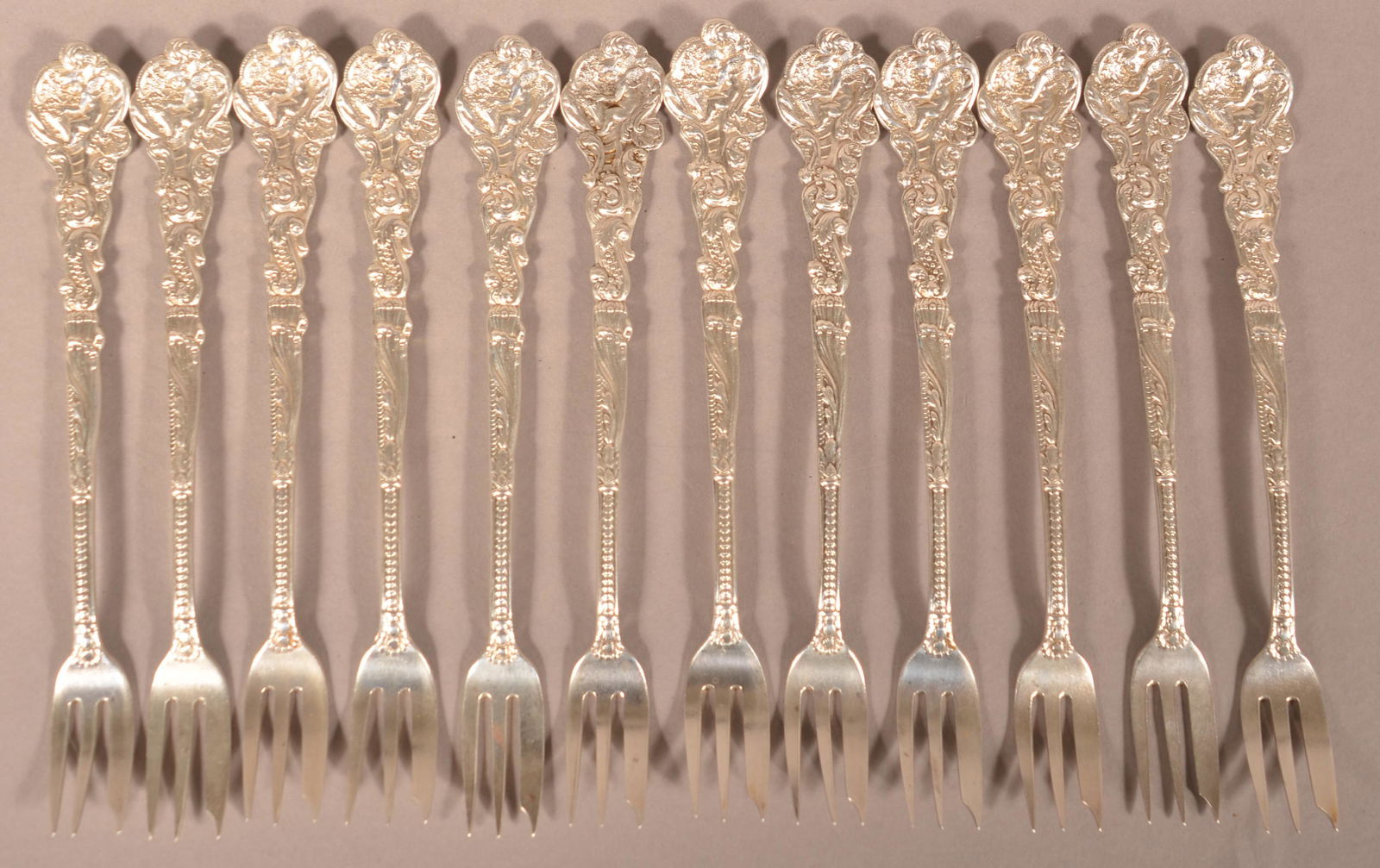 12 Gorham "Versailles" Sterling Silver Seafood Forks. (1 of 4)