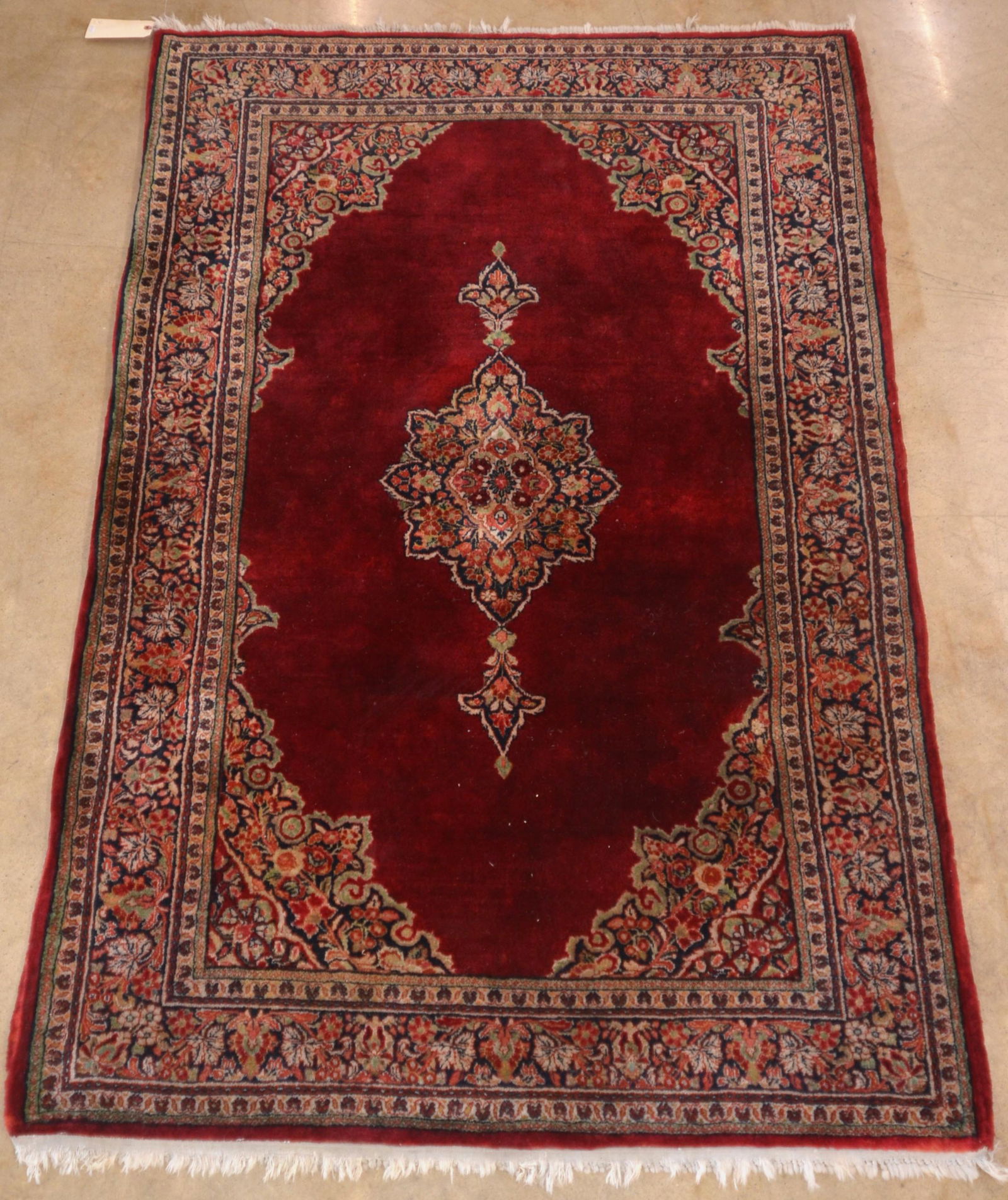 Antique/Vintage Center Medallion Oriental Area Rug. (1 of 5)