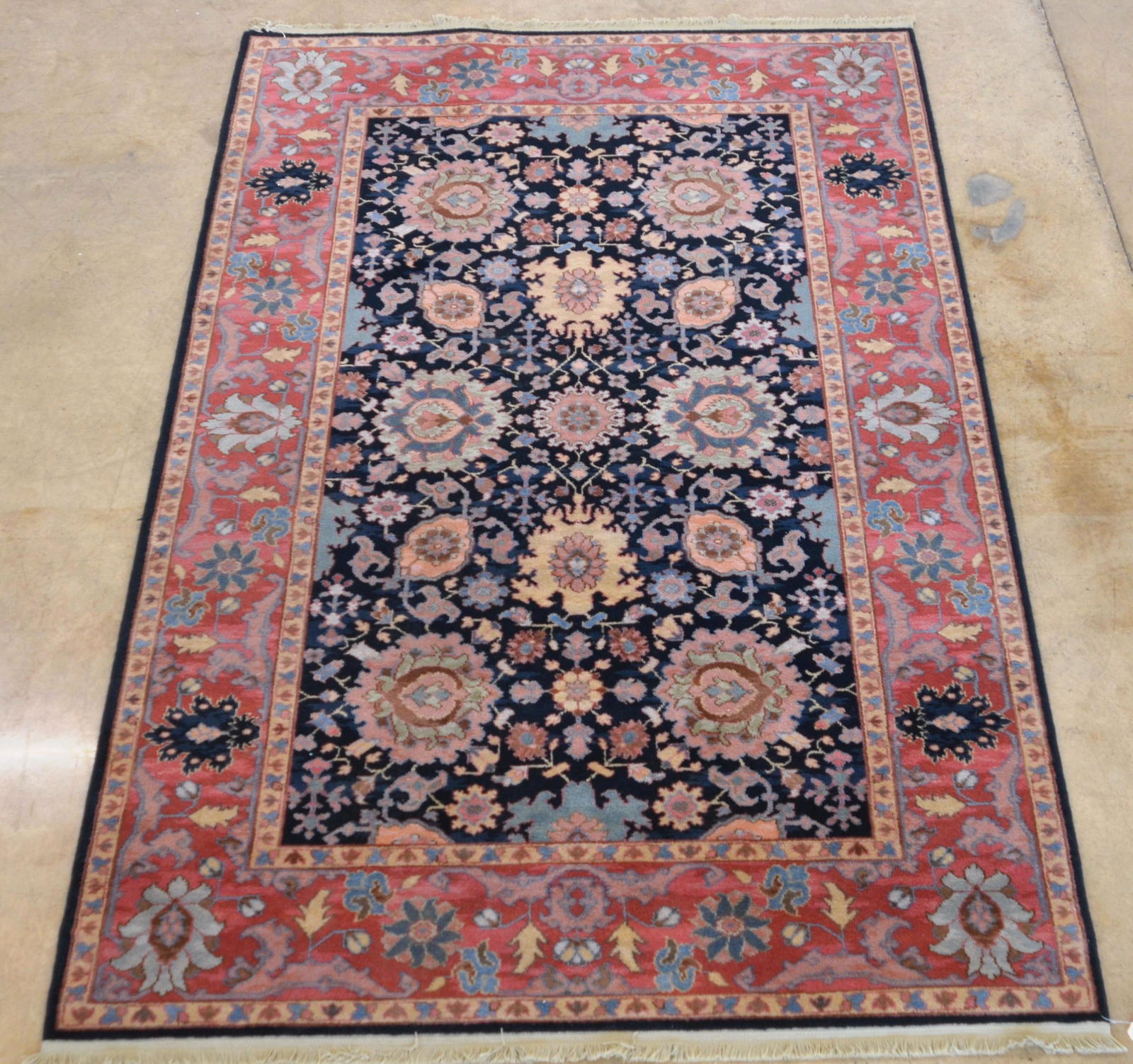 Karastan Williamsburg Pattern Oriental Style Rug. (1 of 5)