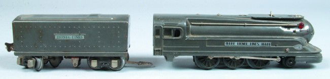Lionel #1668-E Steam Locomotive with Whistle Tender: Lionel #1668-E Steam Locomotive with Whistle Tender, circa 1938, overall good condition with both pieces showing paint loss, use and wear.