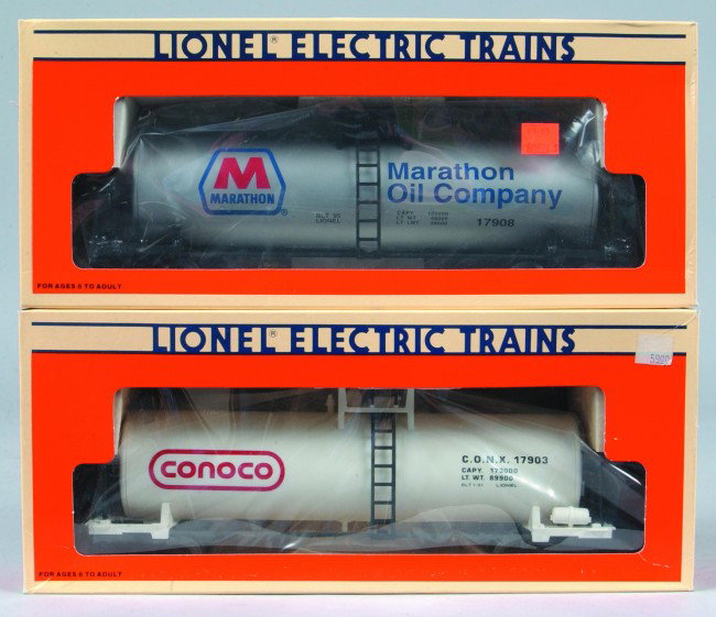 (2) various Lionel Tank Cars, (1991), #6-179085 Ma: (2) various Lionel Tank Cars, (1991), #6-179085 Marathon Oil, #6-17903 Conoco tank car, both cars are in like new condition with original boxes.