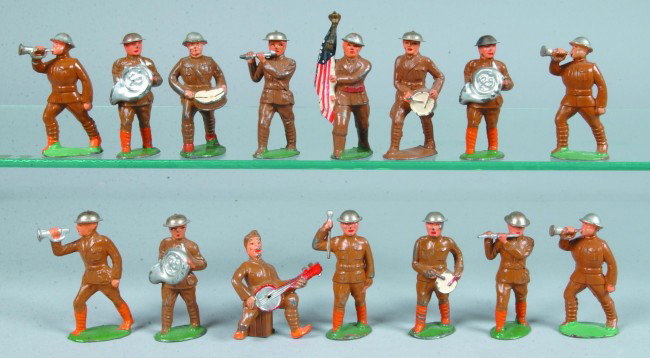 15 Various Barclay and Manoil Cast Lead Figures; U: 15 Various Barclay and Manoil Cast Lead Figures; U.S. WWI Army Band. Condition: good with normal wear.