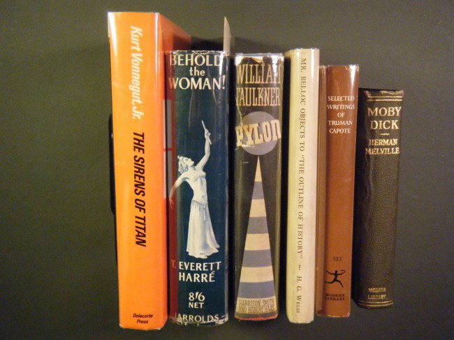 (5 Firsts and an early Vonnegut reprint in dj) The : (5 Firsts and an early Vonnegut reprint in dj) The Sirens of Titan by Kurt Vonnegut, Jr. Delacorte Press/Seymour Lawrence, 1979. NF in VG+ dj. 4th Printing, NOT price clipped ($9.95). Stamped ownersh