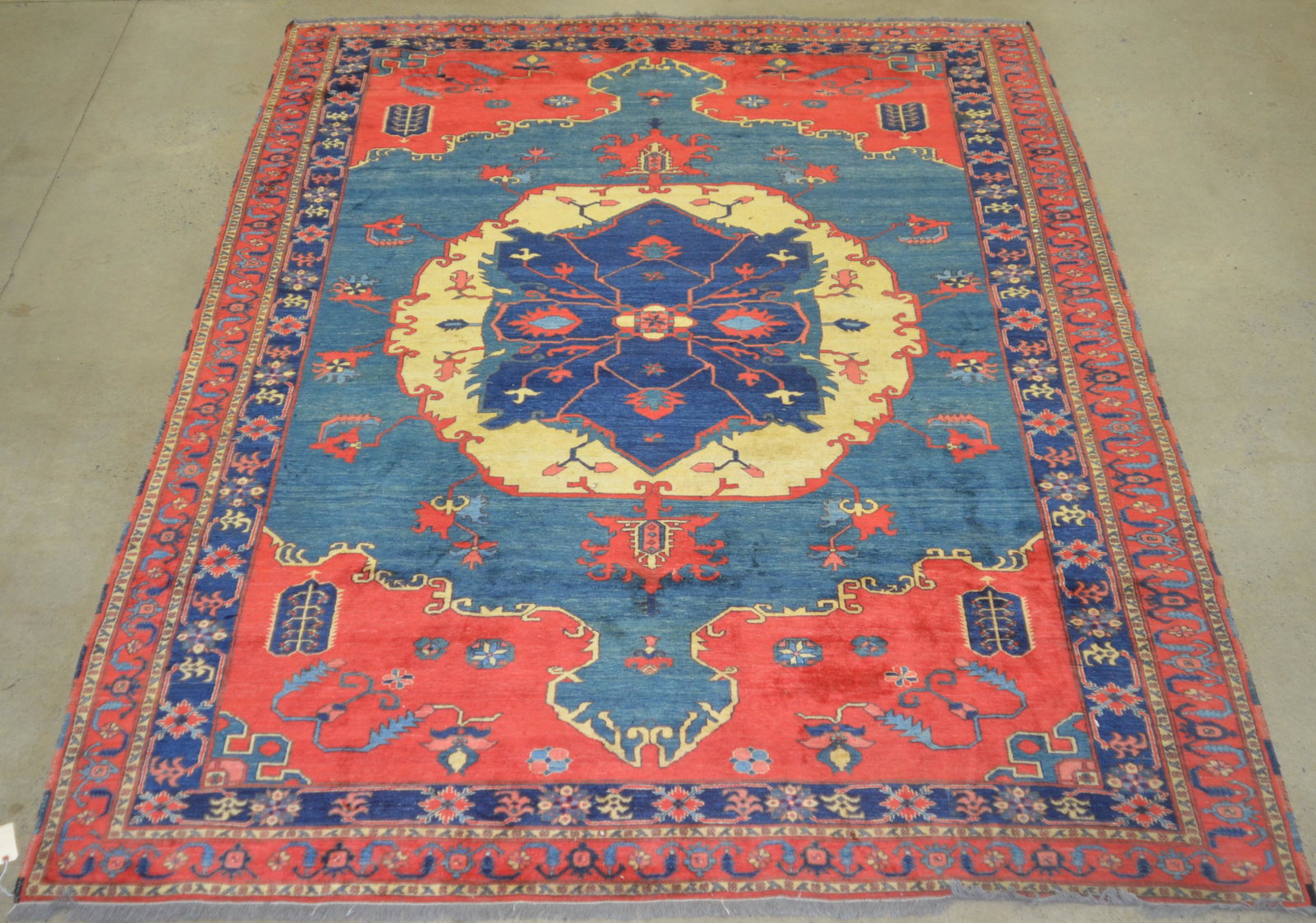 Antique Floral Medallion Room Size Oriental Rug. (1 of 6)