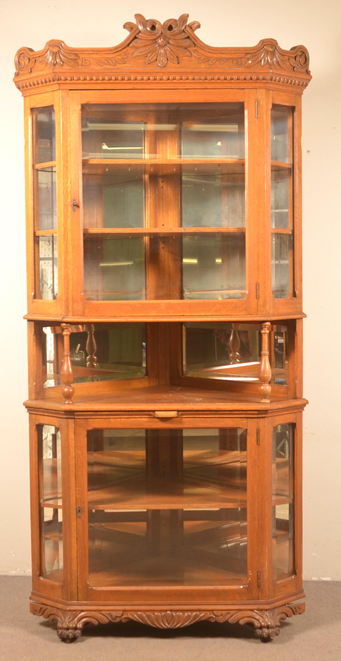 Antique Carved Oak Corner Curio (0505) on Jun 18, 2022
