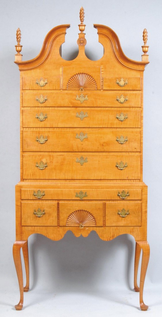 Connecticut Queen Anne Style Tiger Maple Bonnet To: Connecticut Queen Anne Style Tiger Maple Bonnet Top Highboy by L.W. Crossan and dated 4/18/00, shop located along the Brandywine Creek, Lyndell, Chester County, PA. 68"h x 38 1/2"w x 19 1/2"d. Conditi