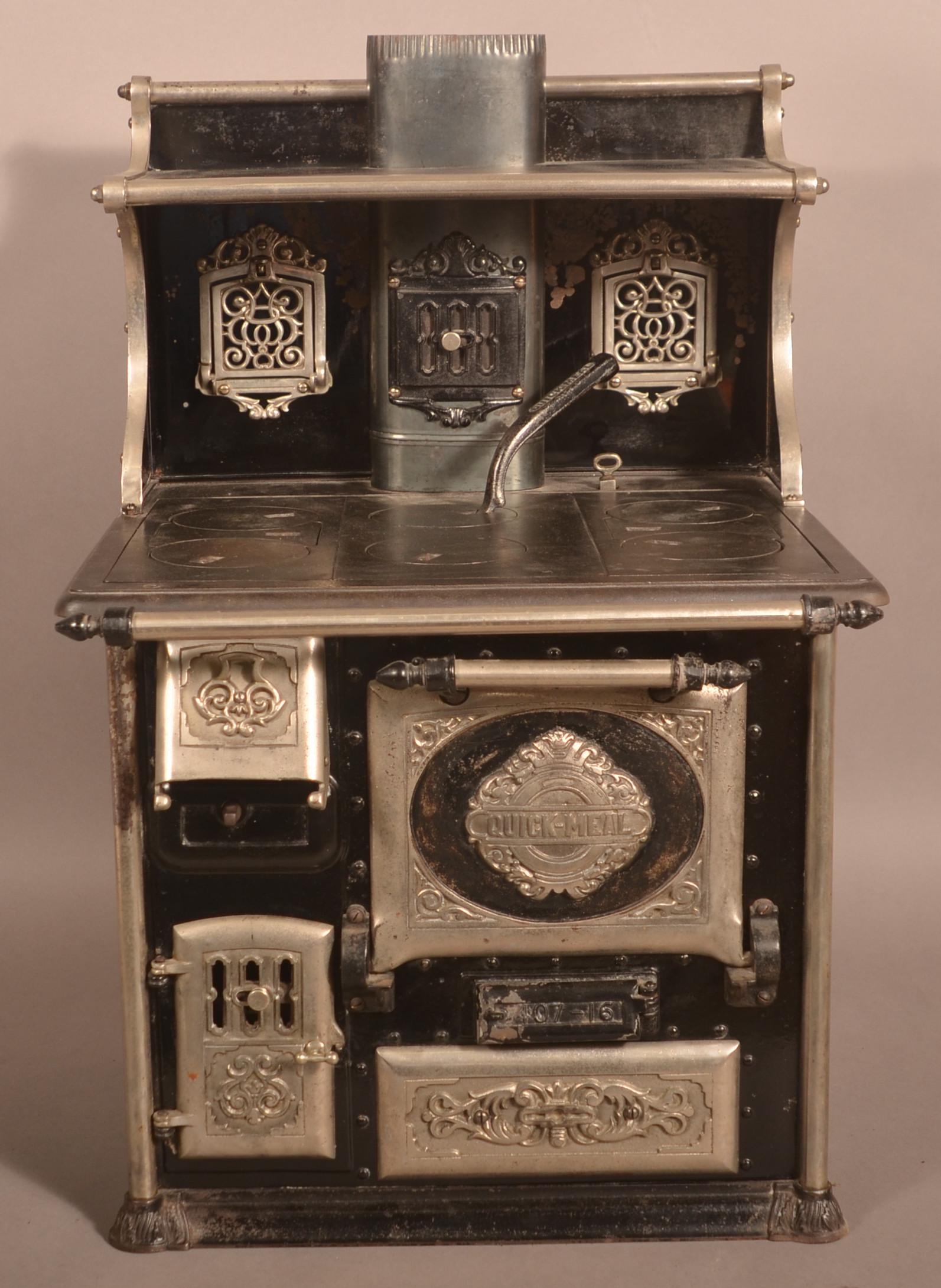 Quick Meal Stove Cast Iron Salesman Sample. (#0379) on Sep 24, 2022