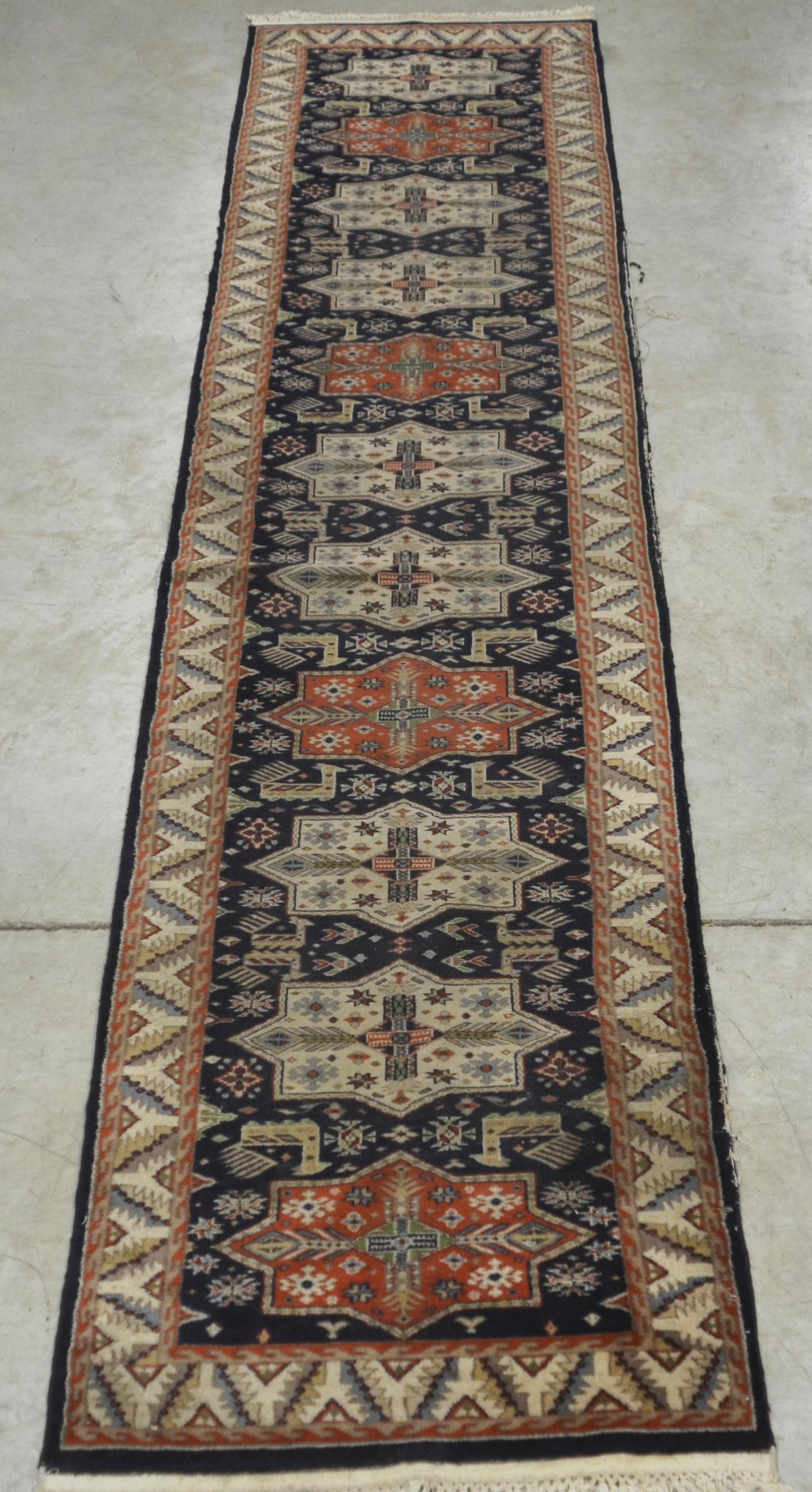 Vintage Geometric Pattern Oriental Runner. (1 of 6)