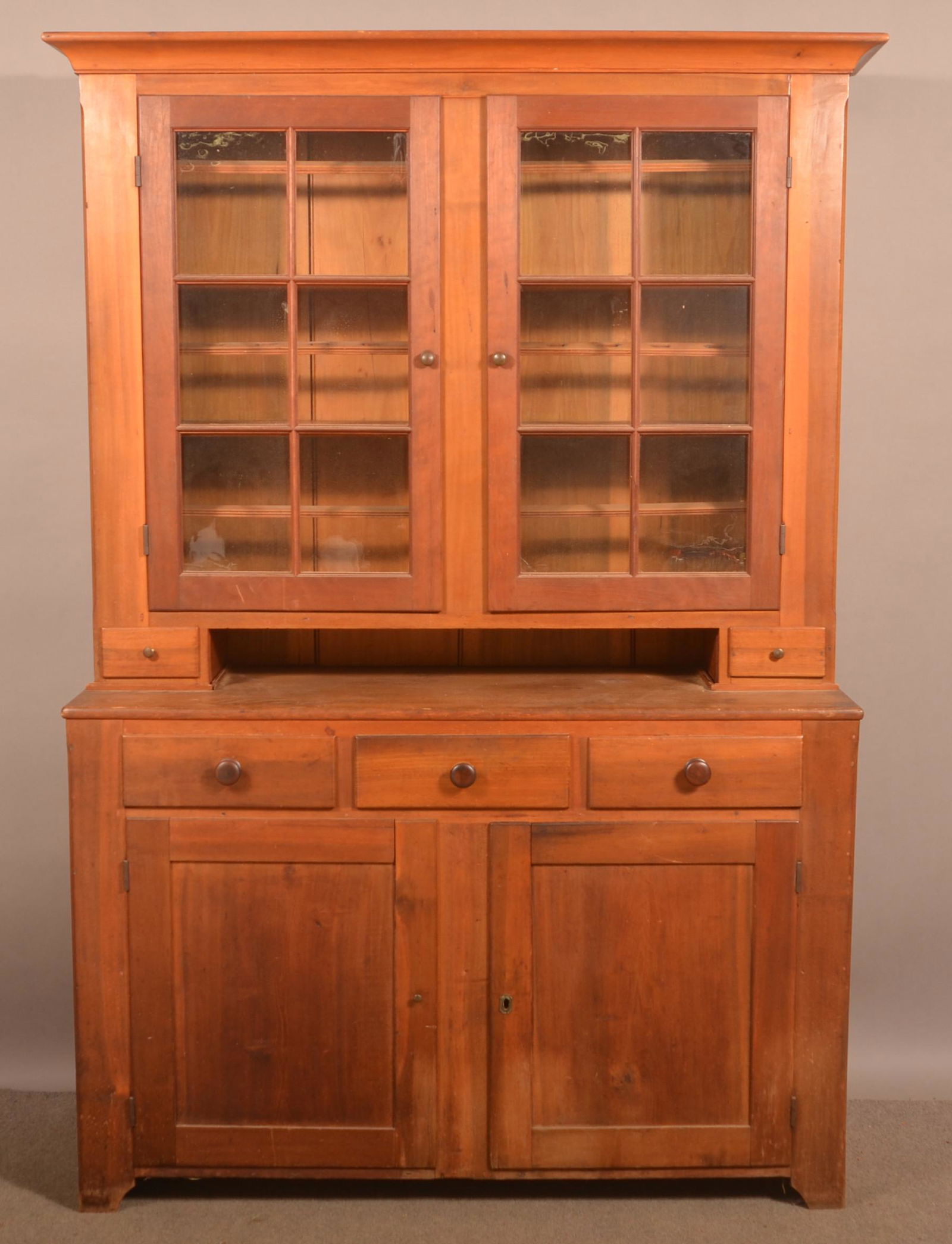 Pennsylvania Federal Softwood Dutch Cupboard. (1 of 9)