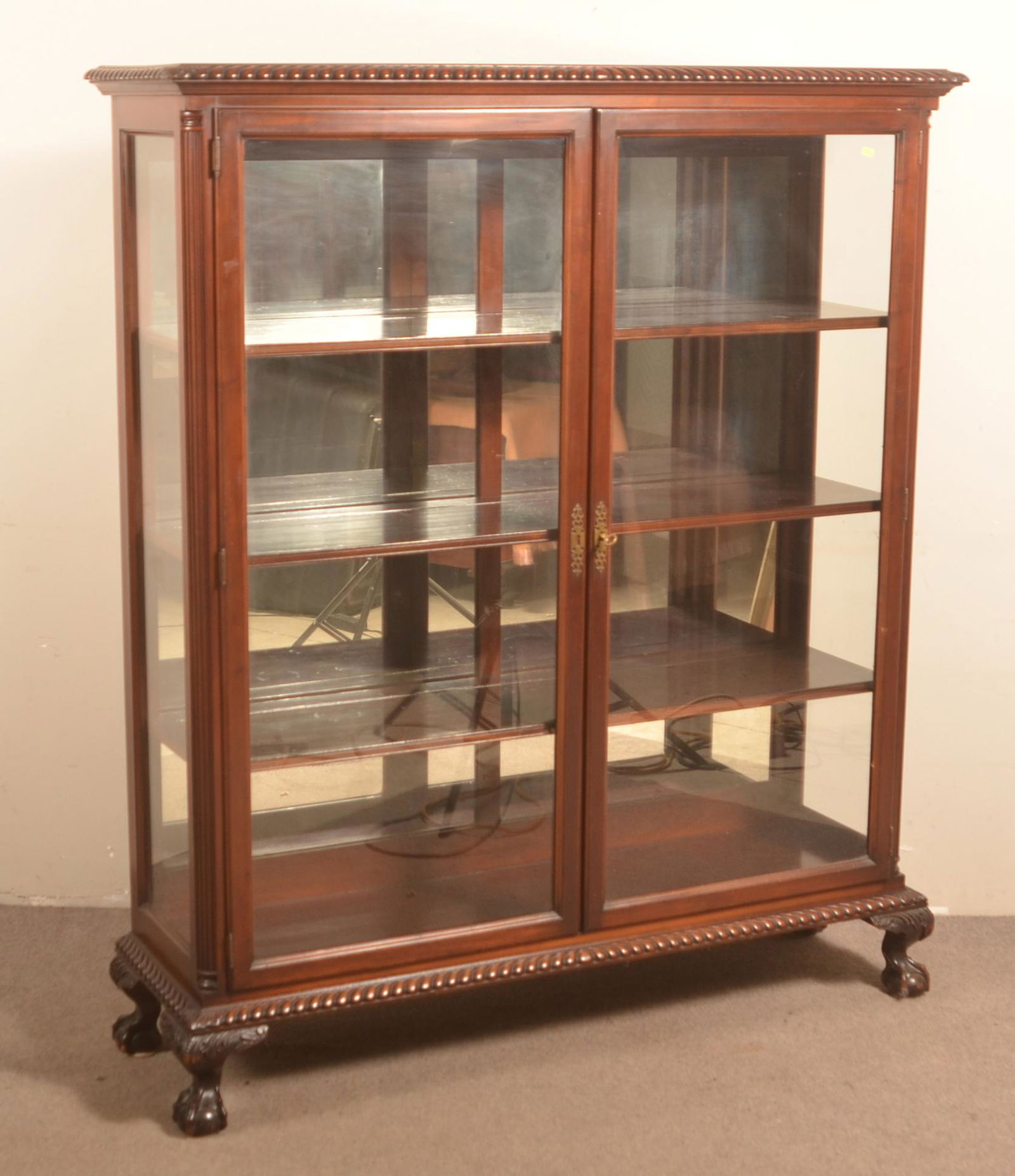 Chippendale Style Mahogany China Cabinet. (1 of 3)