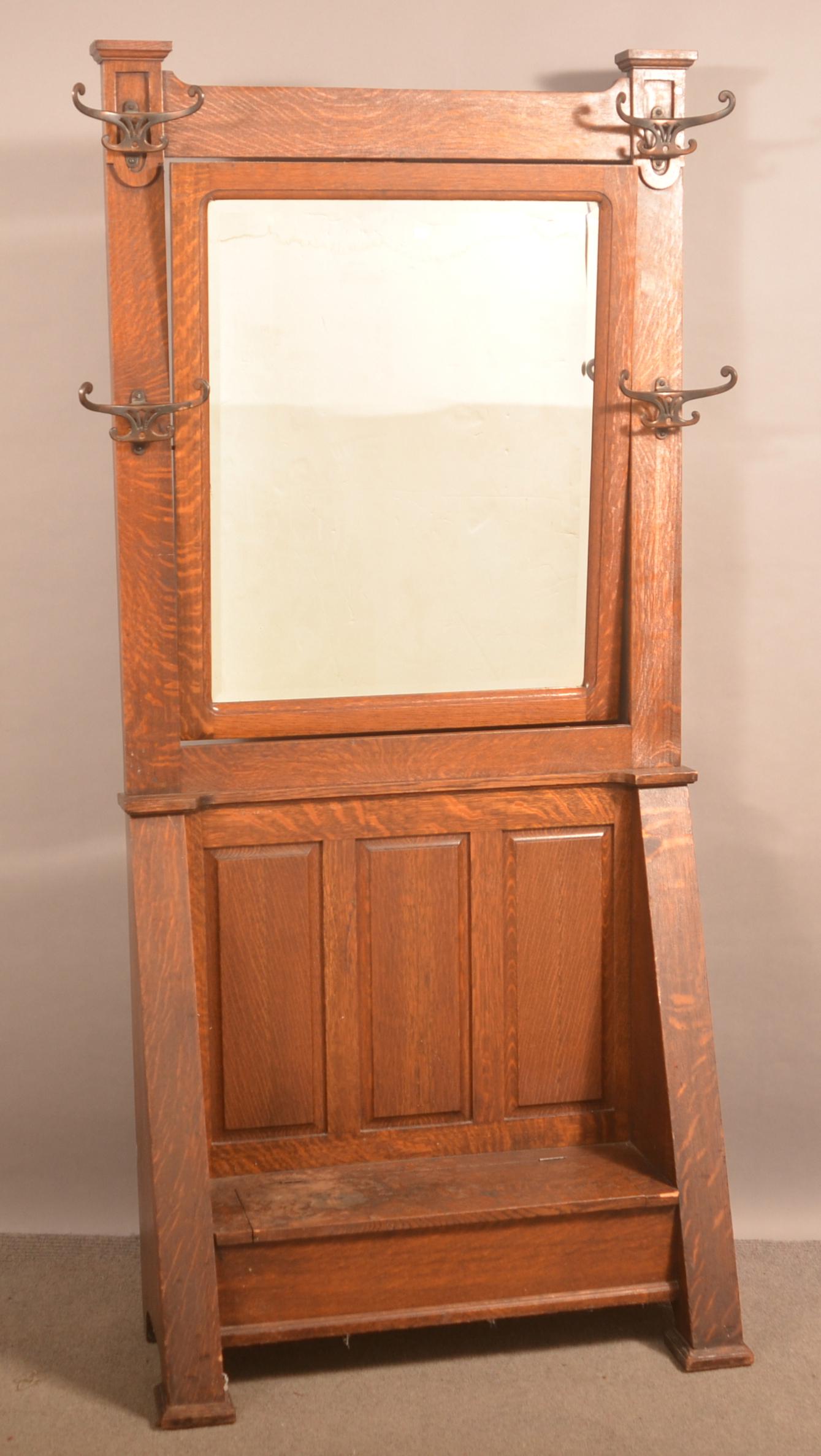 American Arts and Crafts Quarter-Sawn Oak Hall Stand. (1 of 5)