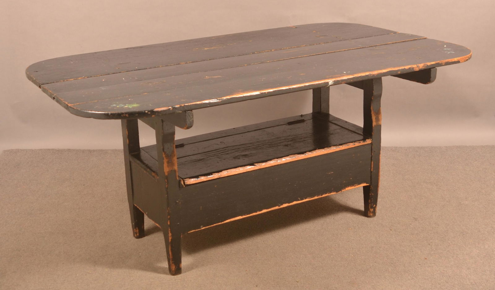 Pennsylvania Softwood Bench Table. (1 of 4)