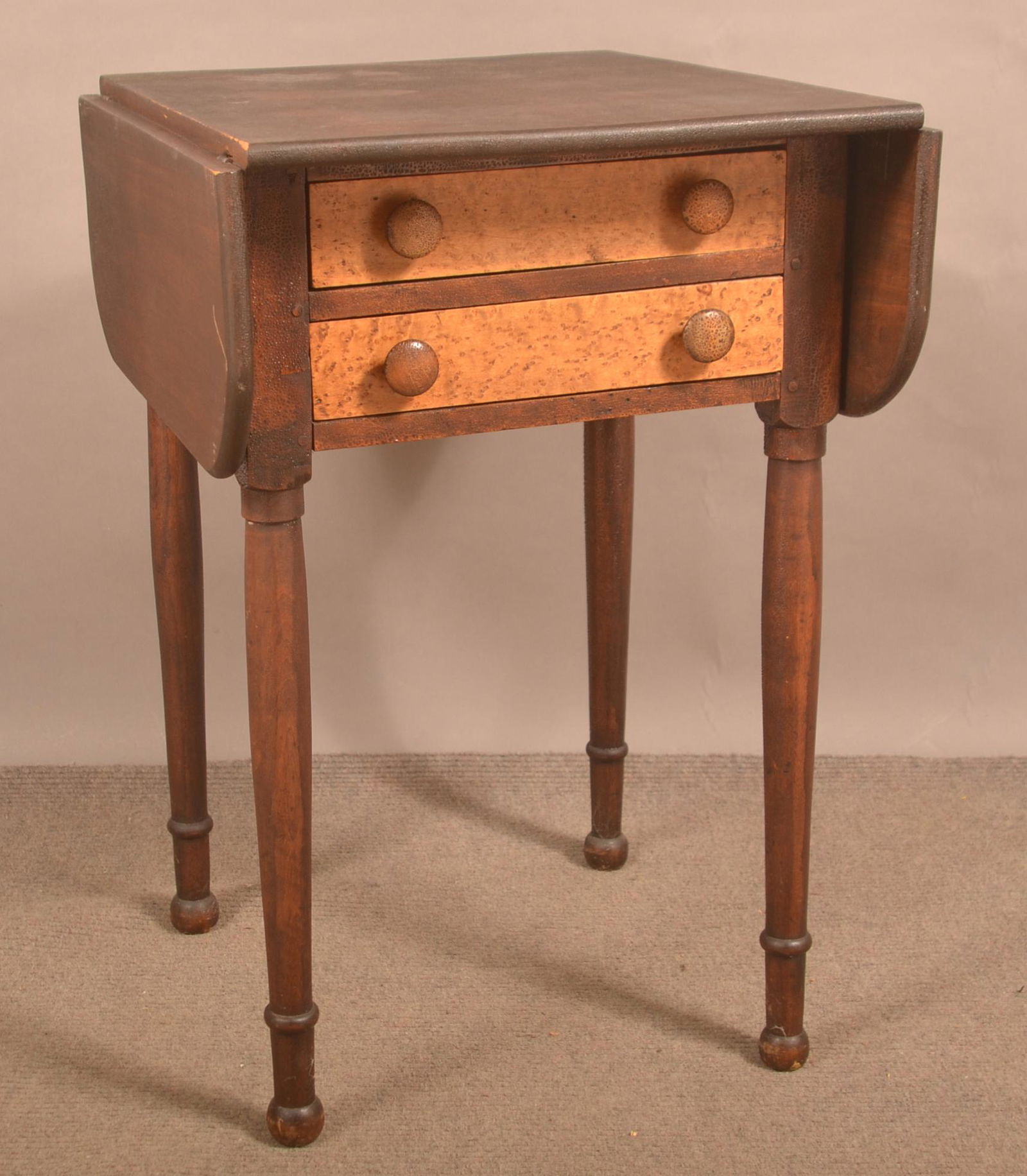 American Sheraton Drop-Leaf 2-Drawer Stand. (1 of 3)