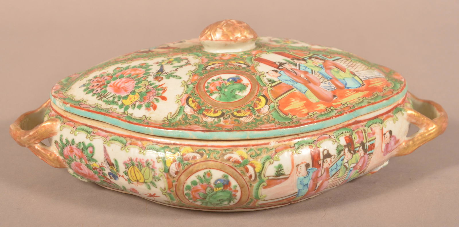 Rose Medallion Oriental Export Porcelain Covered Dish. (1 of 4)