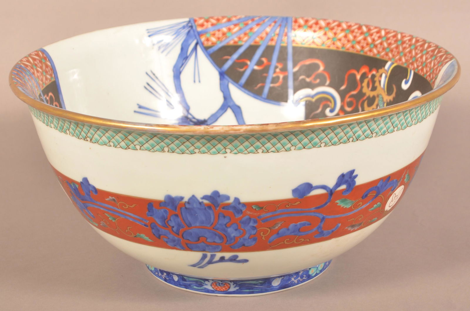 Antique Imari Oriental Porcelain Punch Bowl. (1 of 5)