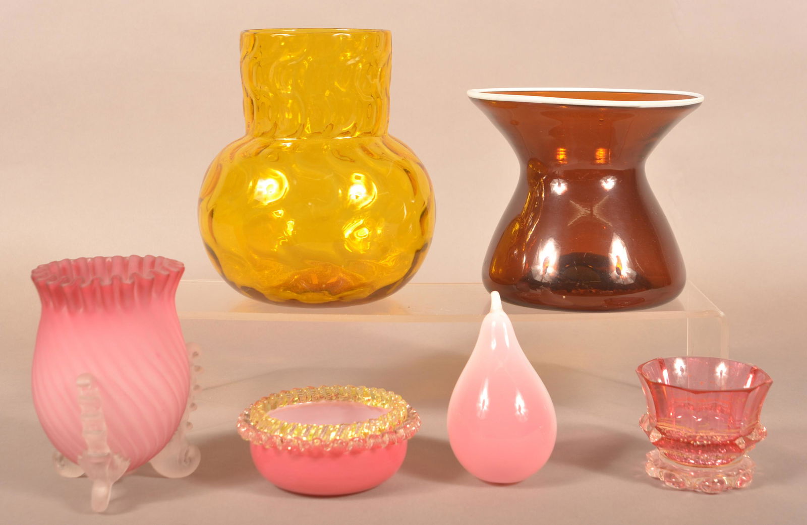 Five Pieces of Victorian Art Glass. (1 of 2)