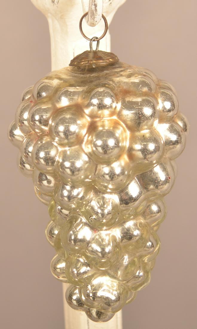 German Gold Glass Cluster of Grapes Kugel. (1 of 3)