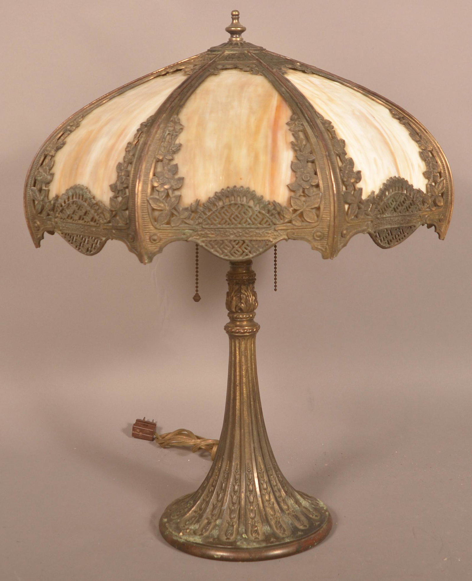 Antique Caramel Slag Glass Table Lamp. (1 of 7)