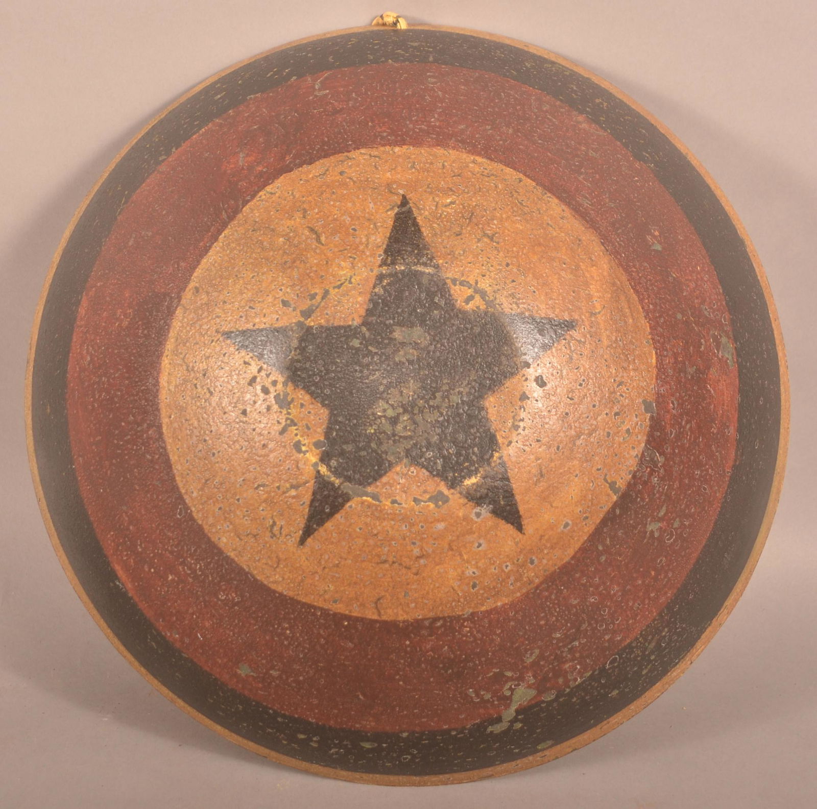 Vintage Paint-Decorated Turned Wood Bowl. (1 of 4)