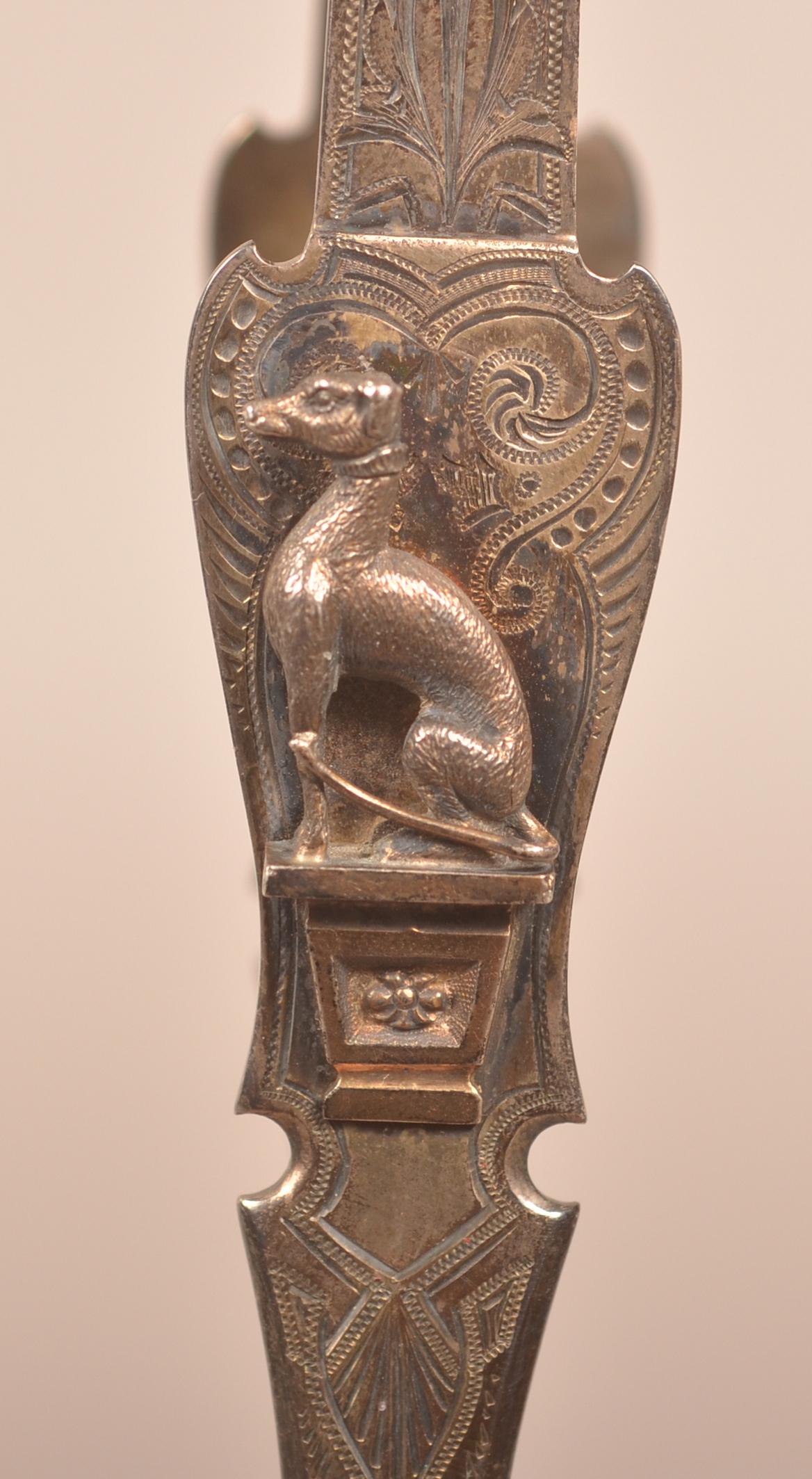 Fine Pair of Art Nouveau Sterling Silver Large Tongs. (1 of 6)