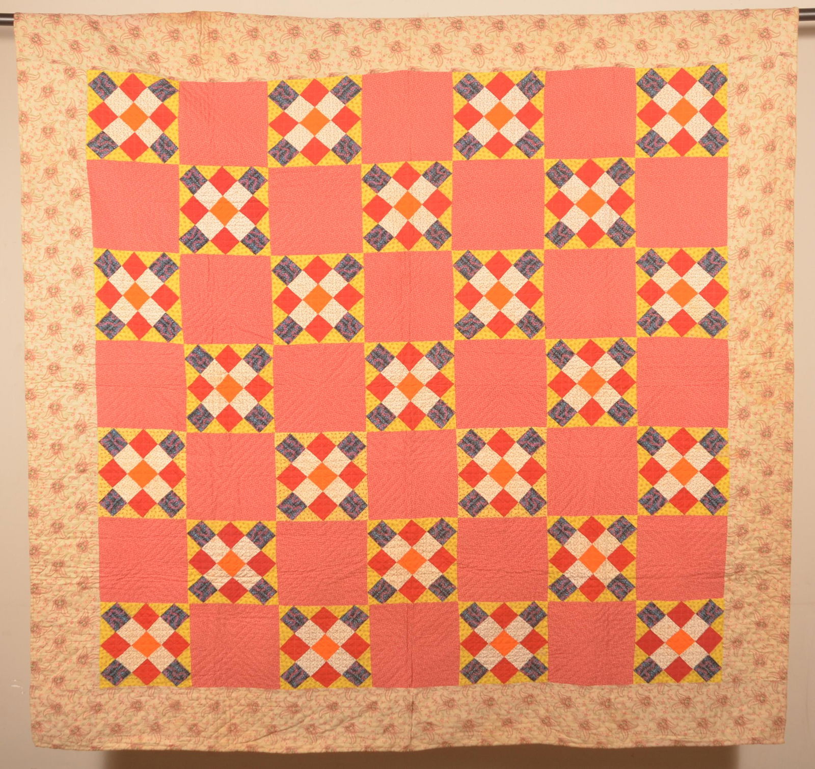 Antique Diamonds in Block Pattern Patchwork Quilt. (1 of 5)