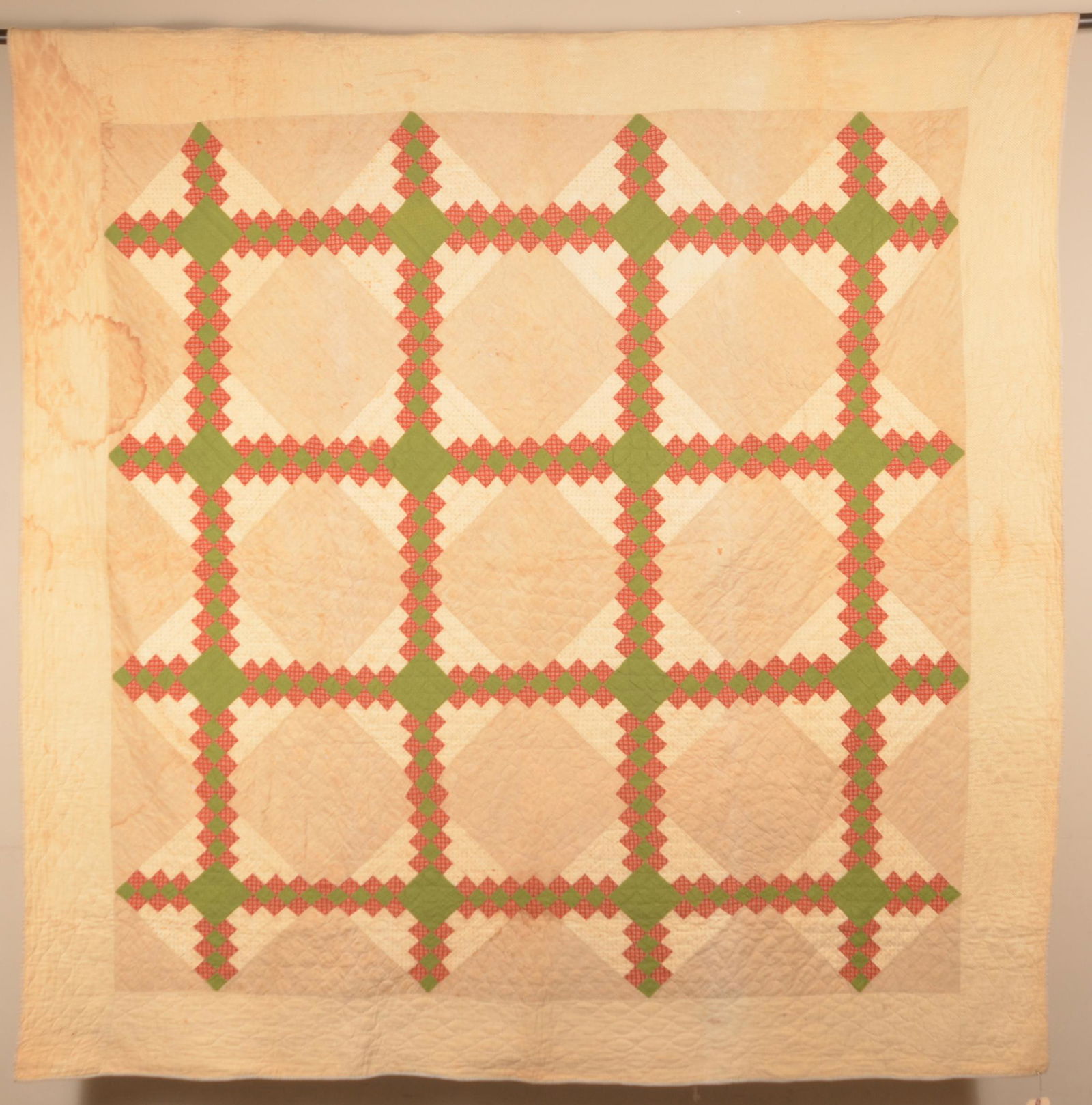 Antique Floral Applique Needlework Bedspread. (1 of 6)