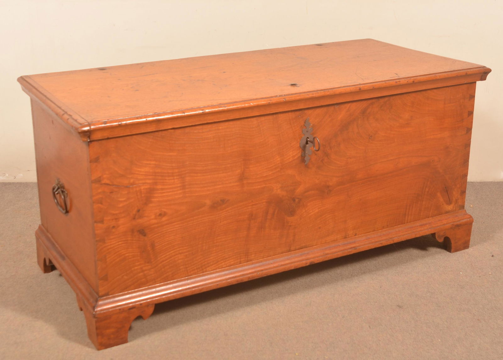 Pennsylvania Chippendale Walnut Dower Chest. (1 of 4)