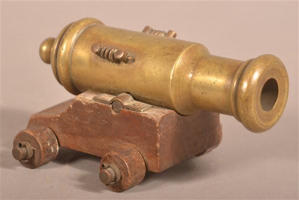 Antique Brass Cannon Form Lighter. (1 of 5)