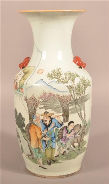 Chinese Export Porcelain Figural Decorated Vase. (1 of 6)