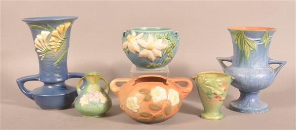 Six Various Pieces of Roseville Art Pottery. (1 of 5)