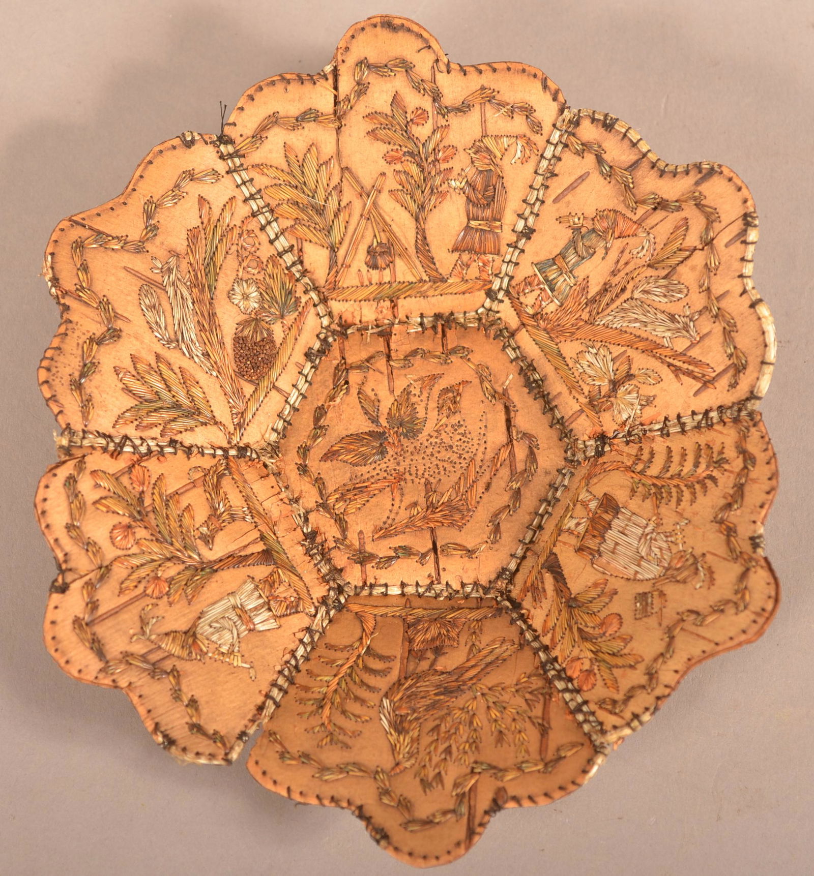 19th C. Huron Birch Bark Bowl w/ 6 Panels. (1 of 5)