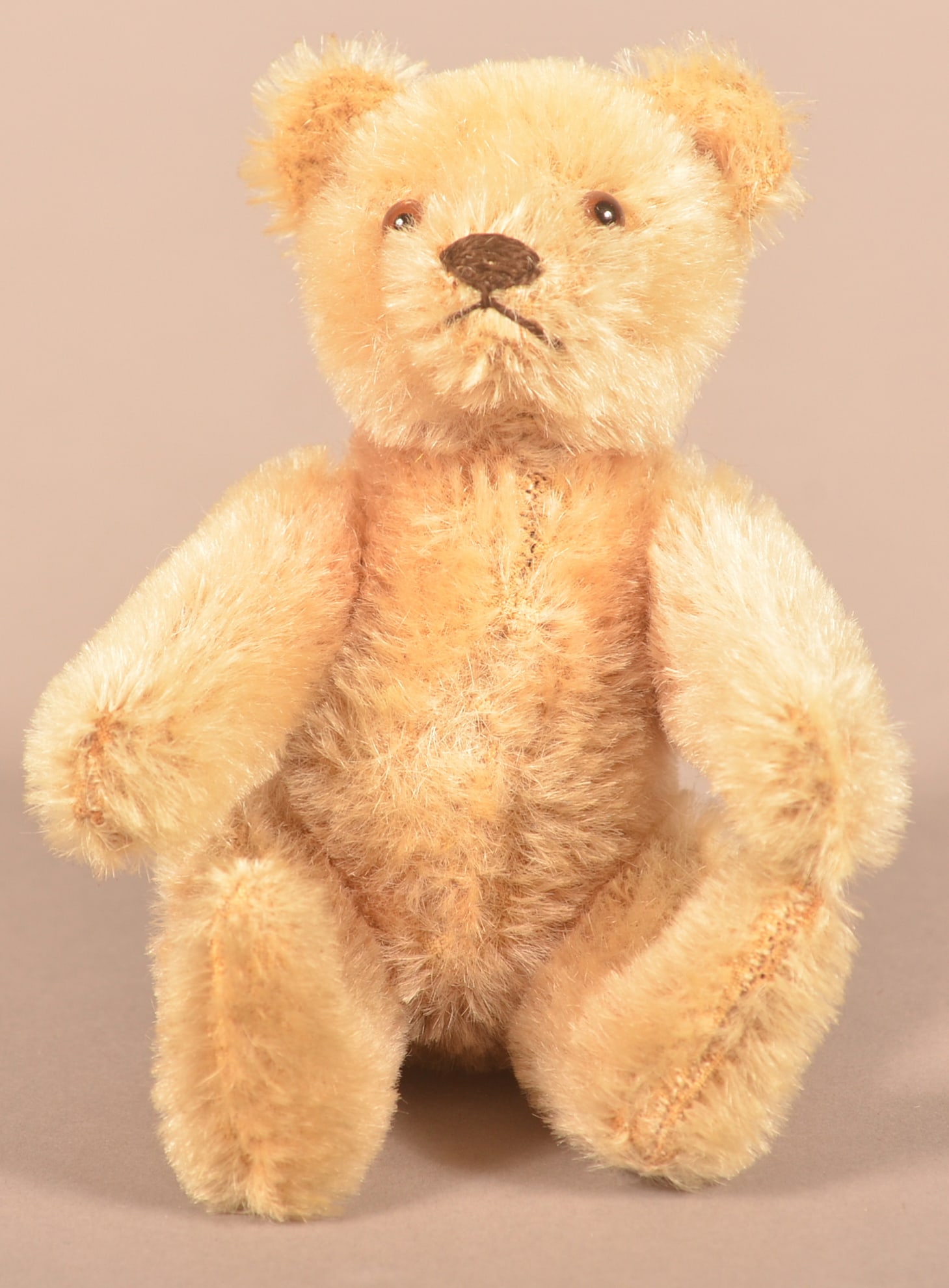 Vintage German Small Tan Mohair Teddy Bear. (1 of 4)
