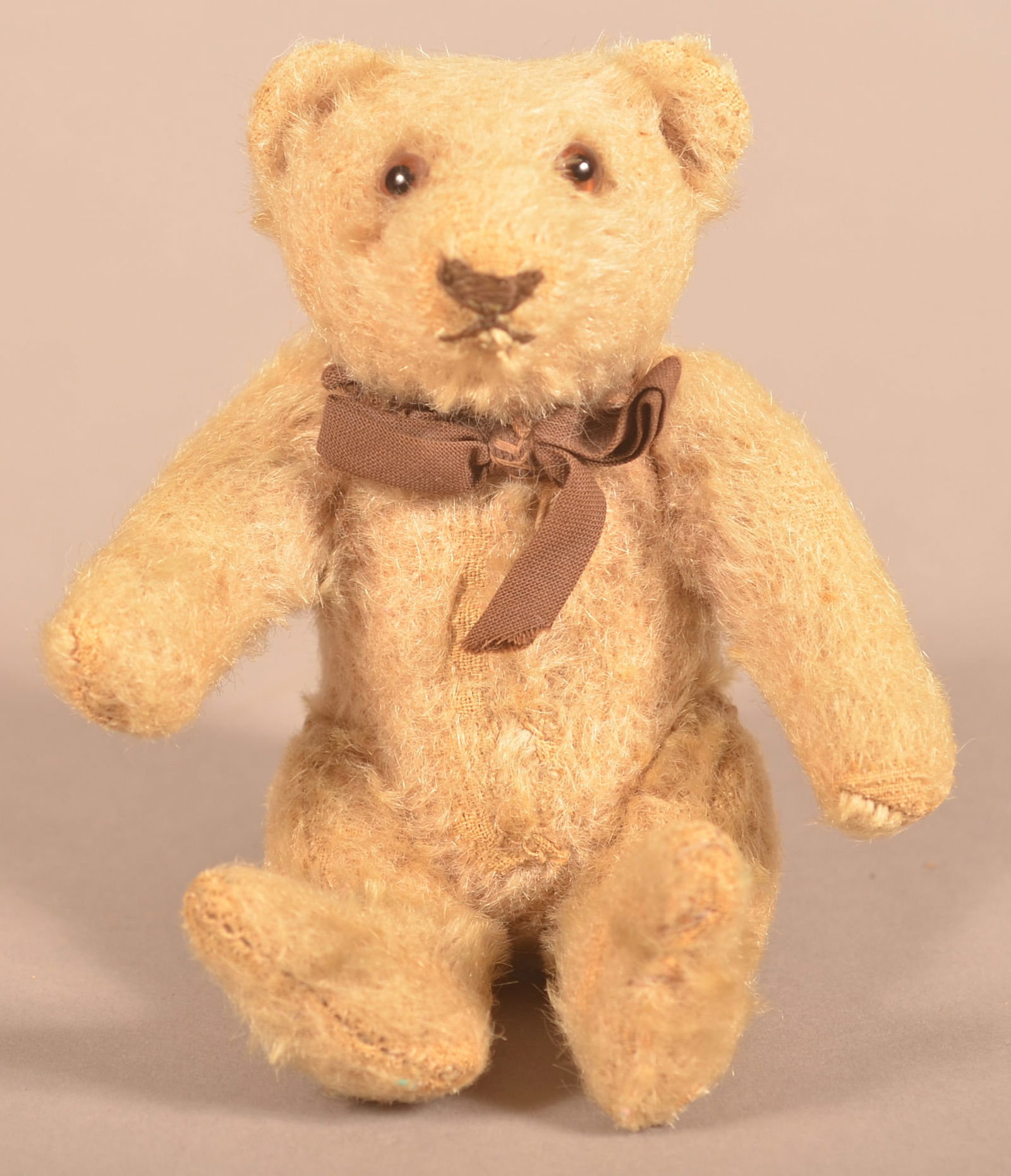 Antique German Small Tan Mohair Teddy Bear. (1 of 5)