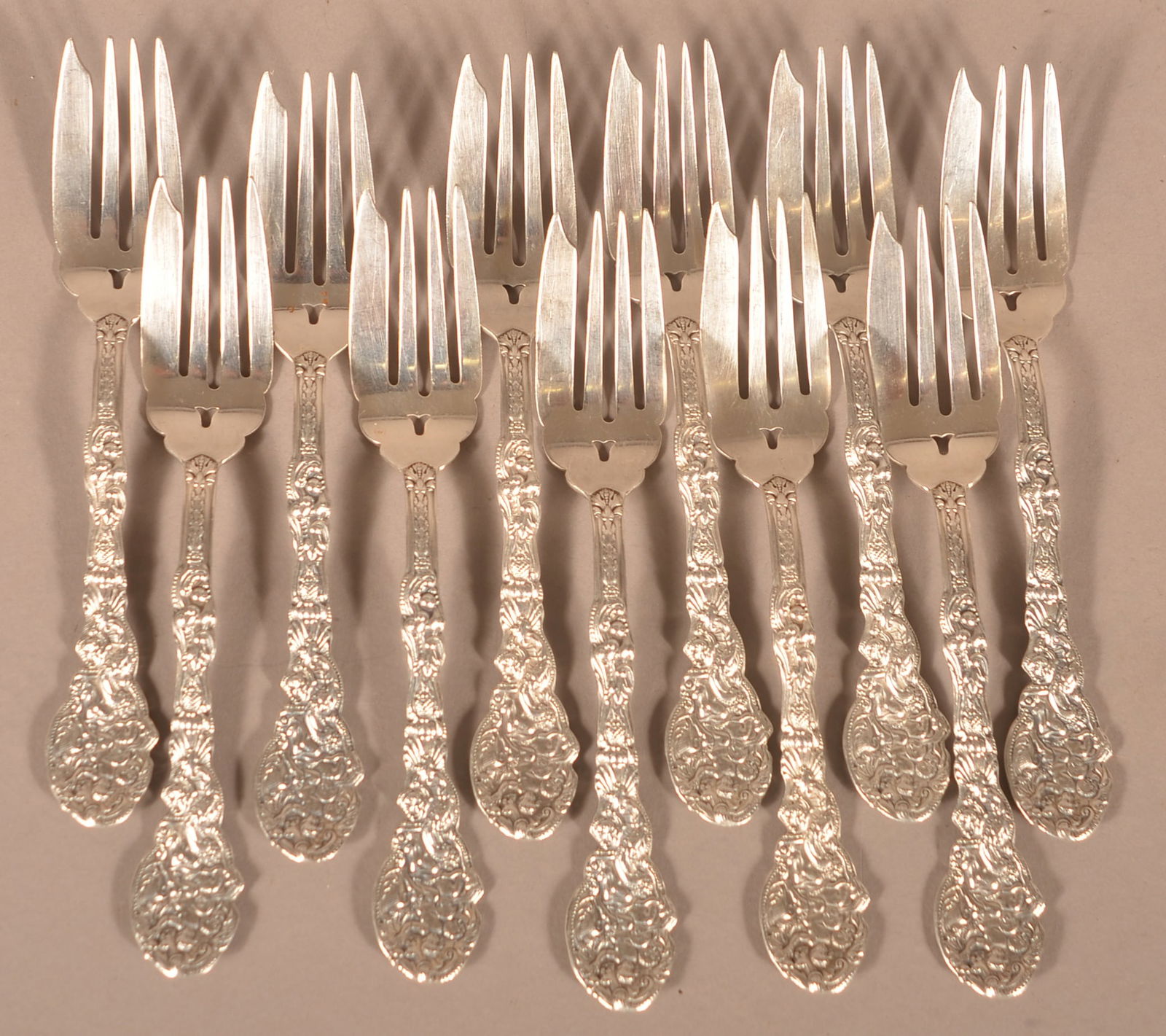 11 Gorham "Versailles" Sterling Silver Dessert Forks. (1 of 5)