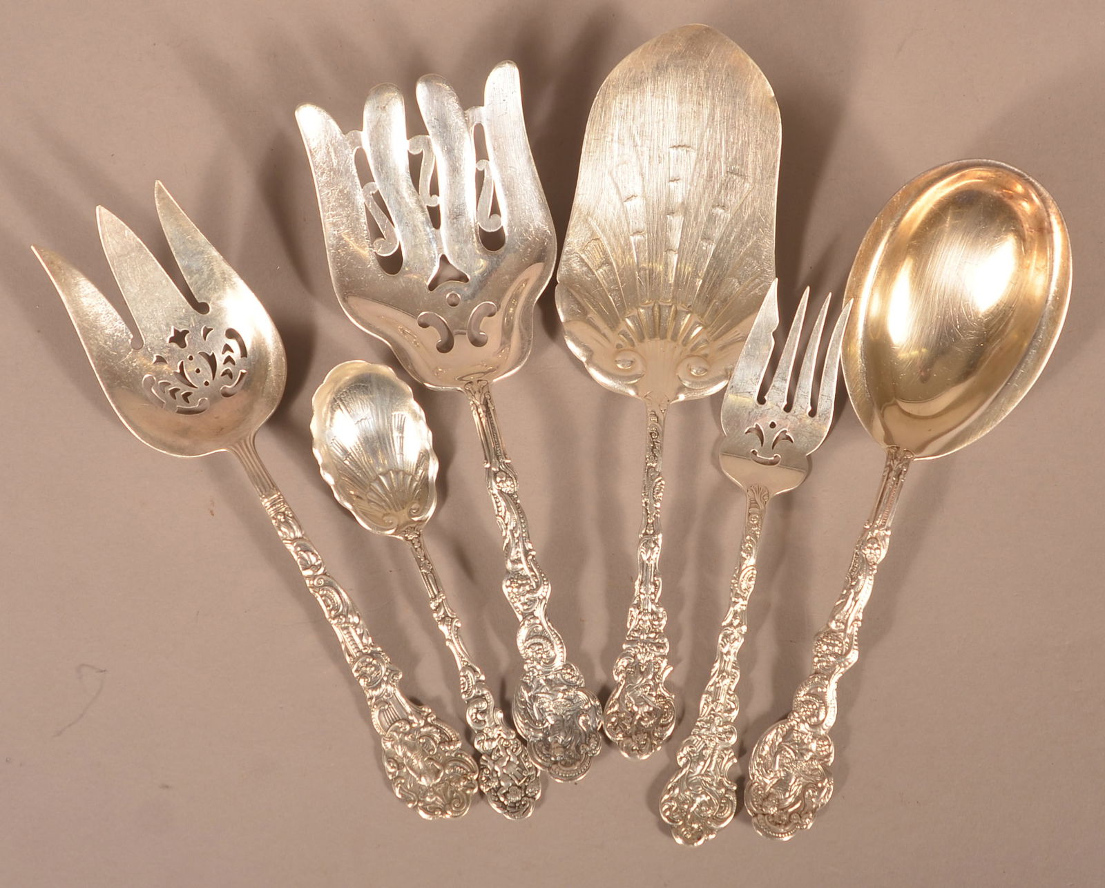 6 Gorham "Versailles" Sterling Silver Serving Pieces. (1 of 5)