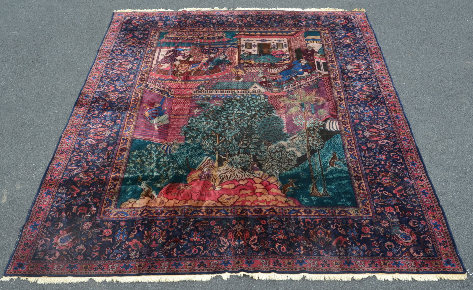 Antique/Vintage Oriental Pictorial Room Size Rug. (1 of 8)