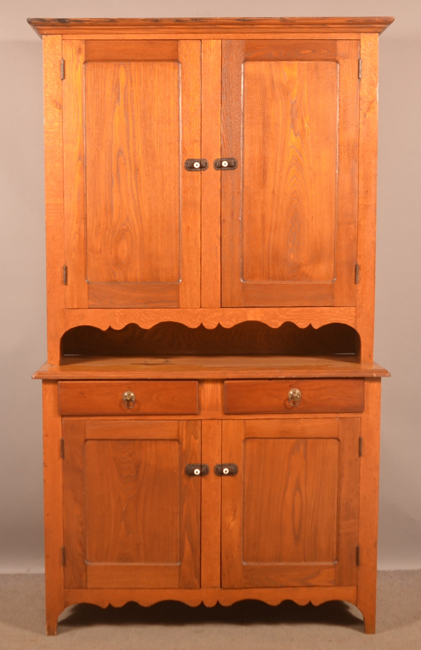 Antique Oak Blind Door Step-Back Cupboard. (1 of 5)