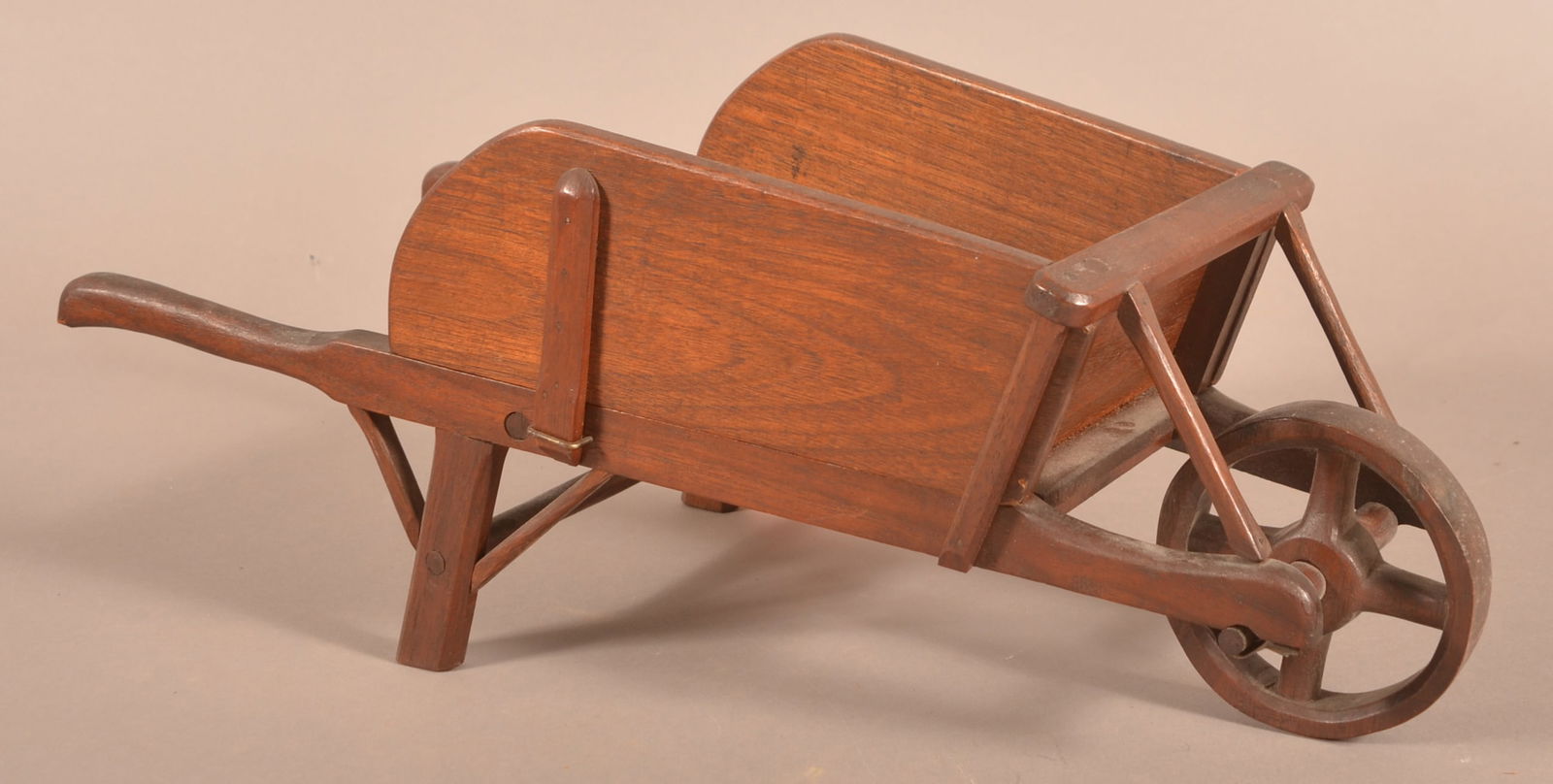 Miniature/Salesman Sample Mahogany Wheel Barrow. (1 of 4)