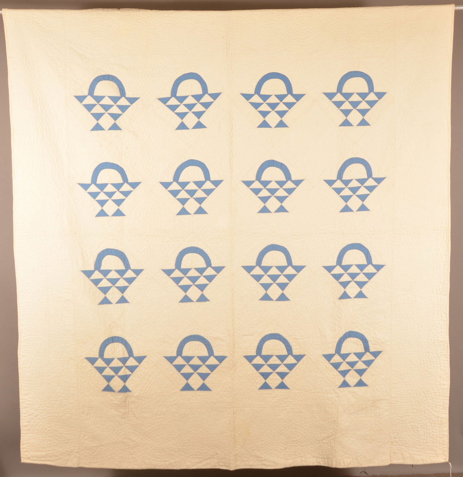 Antique Pennsylvania Basket Pattern Patchwork Quilt. (1 of 4)