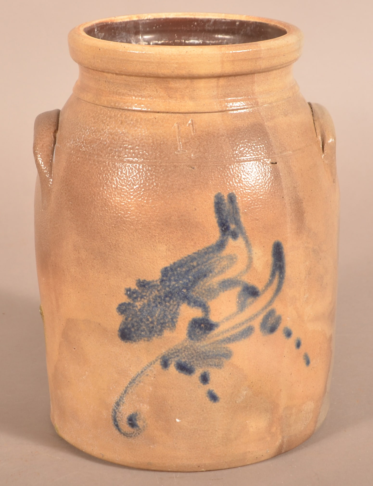 Unsigned 1-1/2 Gallon Stoneware Jar. (1 of 4)