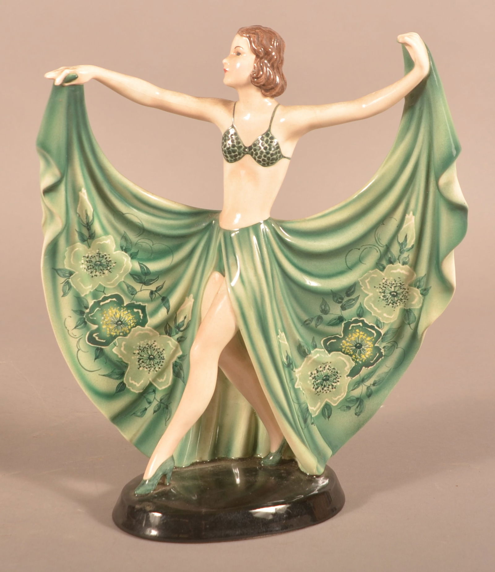 Wien Austria Art Deco Female Ceramic Figure. (1 of 3)
