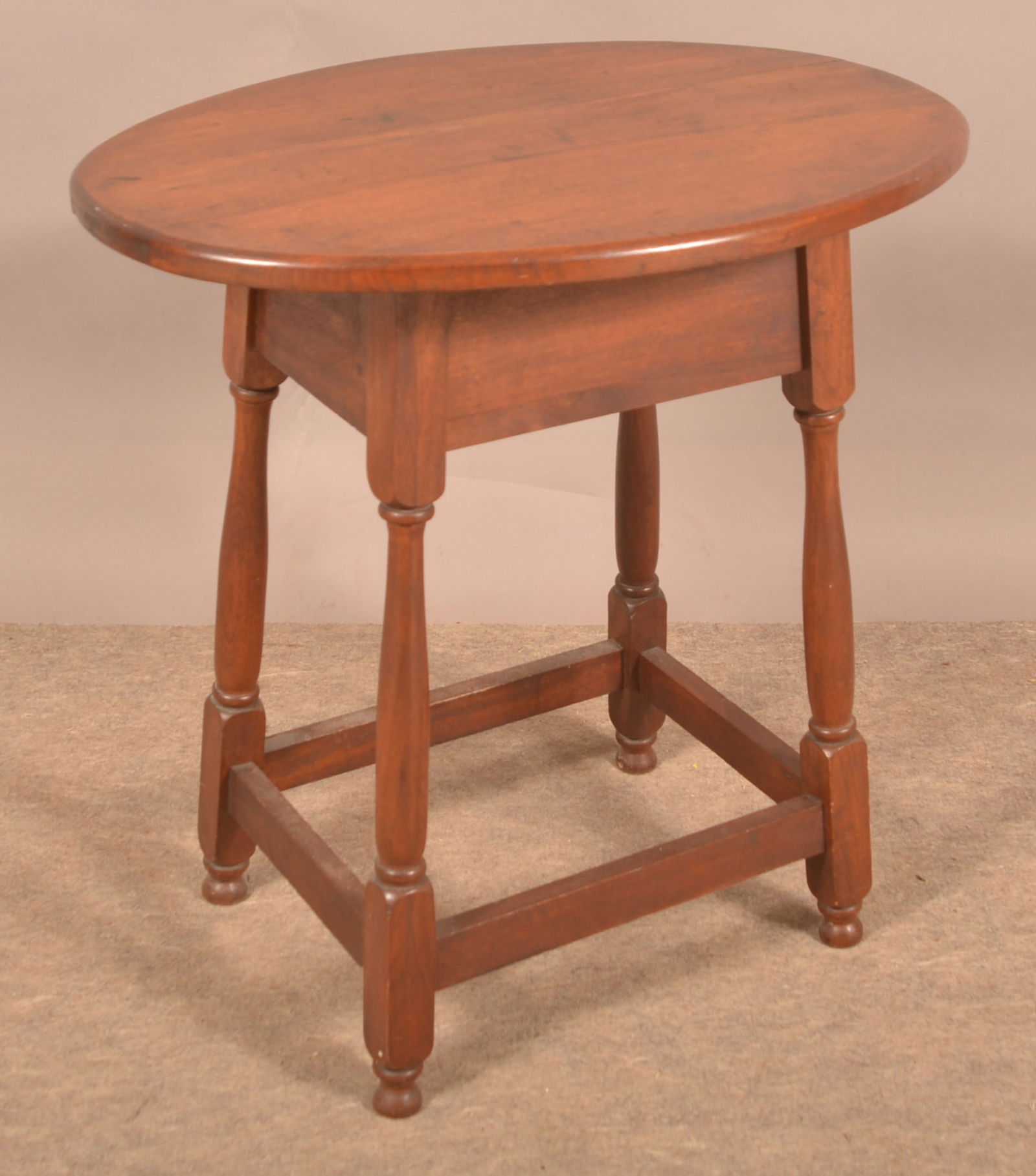 Walnut Period-Style Oval Top Tavern Table. (1 of 4)