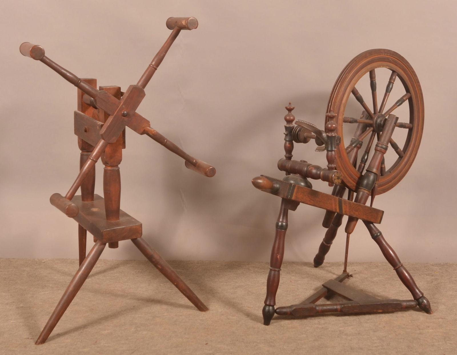 Antique PA Spinning Wheel and Wool Winder. (1 of 4)