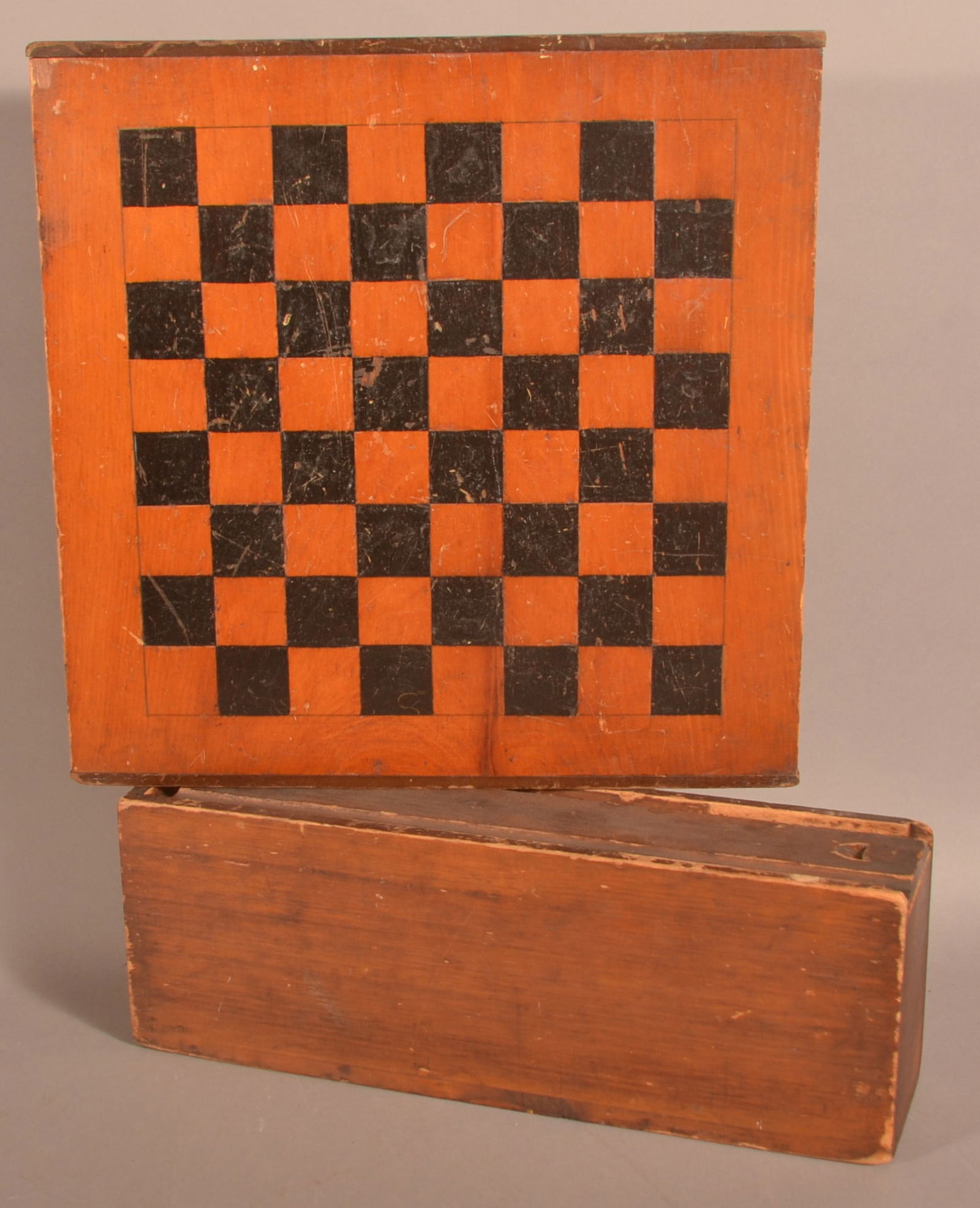 Antique Wooden Game Board and Slide-Lid Box. (1 of 5)