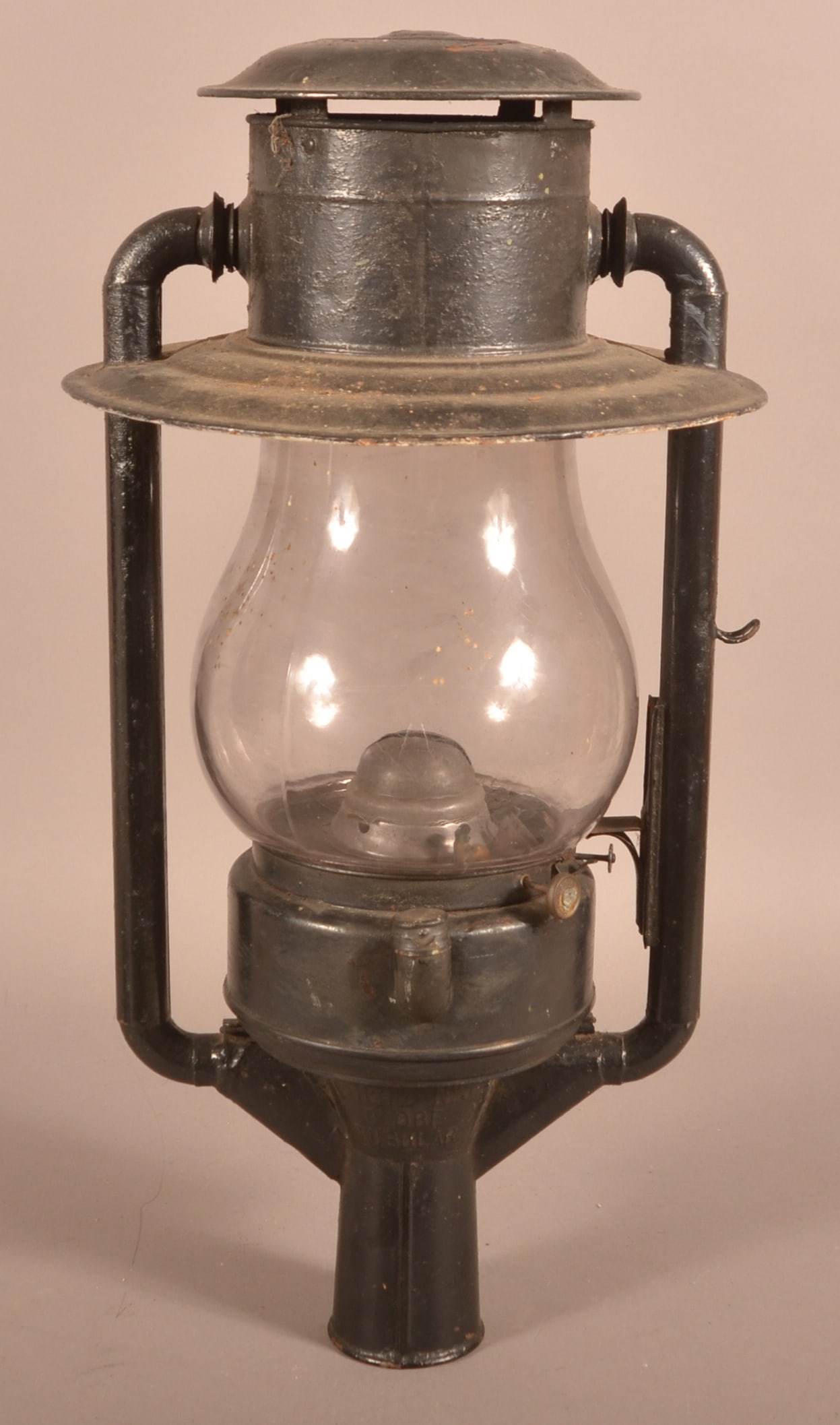 Dietz No. 3 Tin Post Lantern. (1 of 5)
