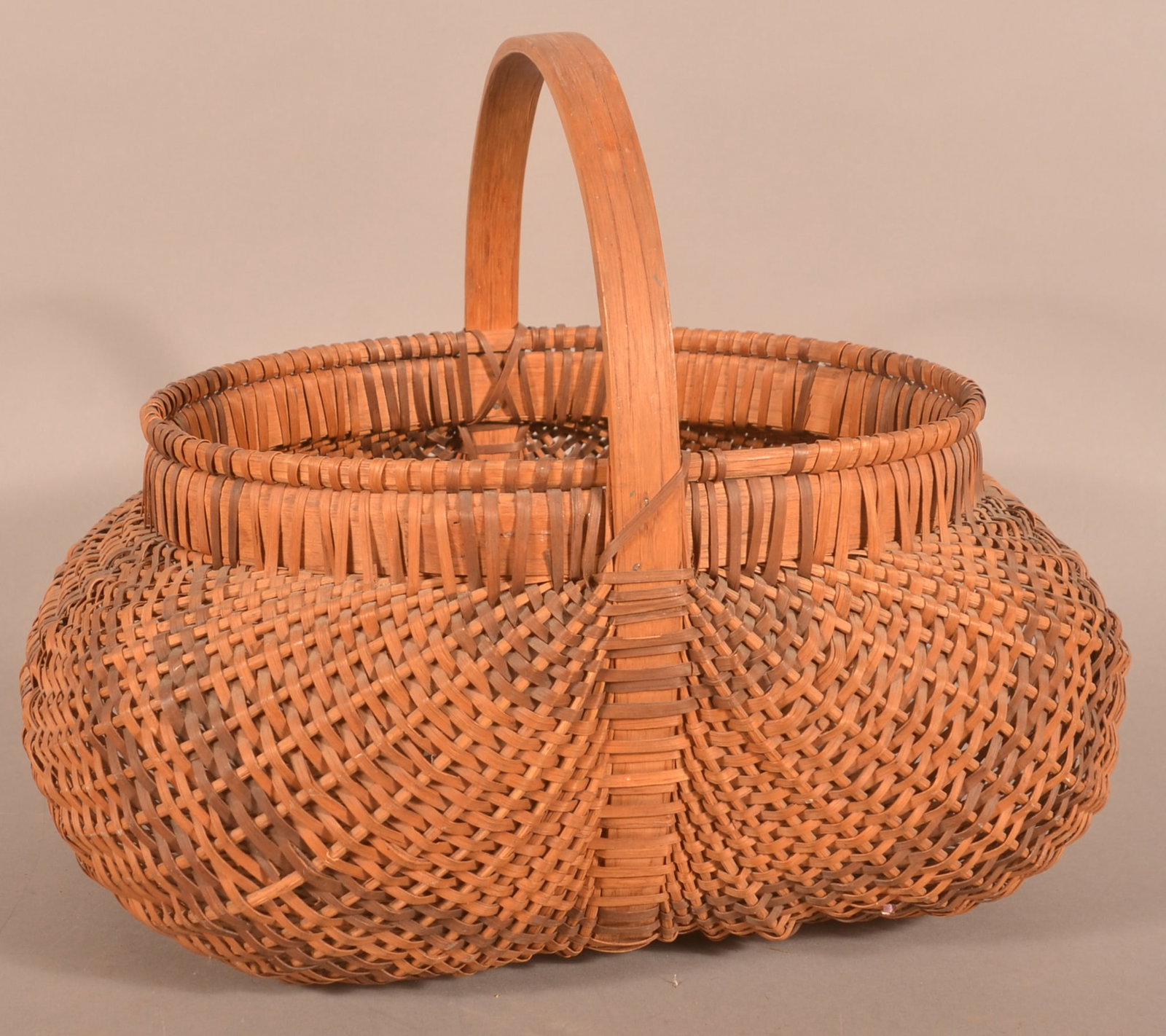 Good Woven Oak Splint Arshbach Market Basket. (1 of 4)