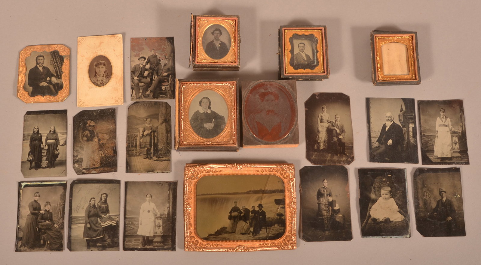 Lot of Various Tintypes.: Lot of Various Tintypes. Plus a rare ambrotype image of Niagara Falls.