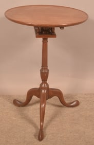 PA Queen Anne Mahogany Tilt-Top Candle Stand.