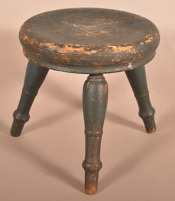 Pennsylvania Early 19th Century Tri-Leg Stool.
